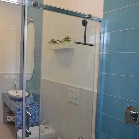 Open Space Centralissimo Fronte Porto Daire *