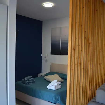 Daire Open Space Centralissimo Fronte Porto